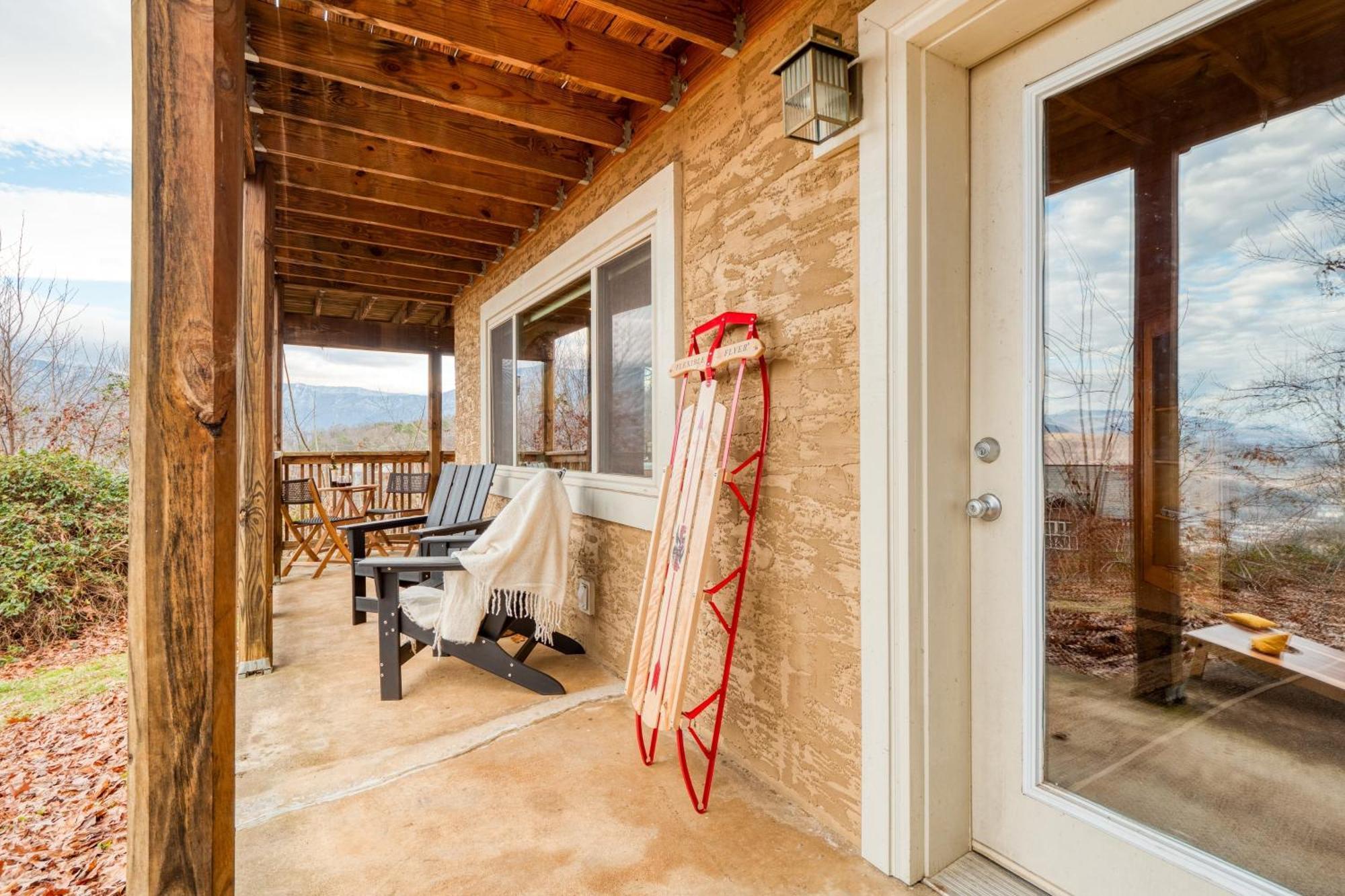 Chestnut By Avantstay Mountain Cabin W Treetop Views Hot Tub Game Room Gatlinburg Eksteriør bilde